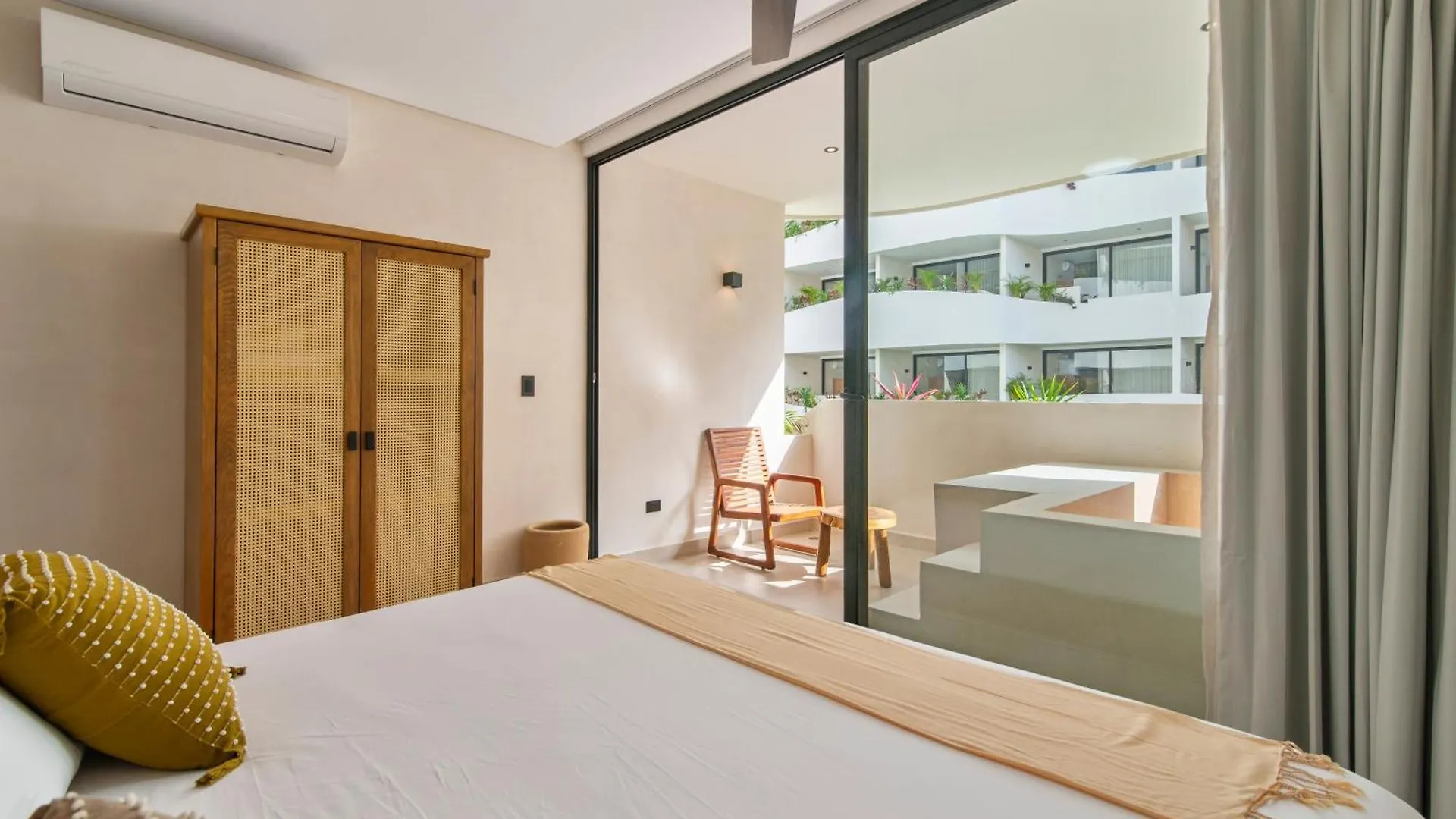 Guest Inn Home - Elements Suites Tulum Mexico