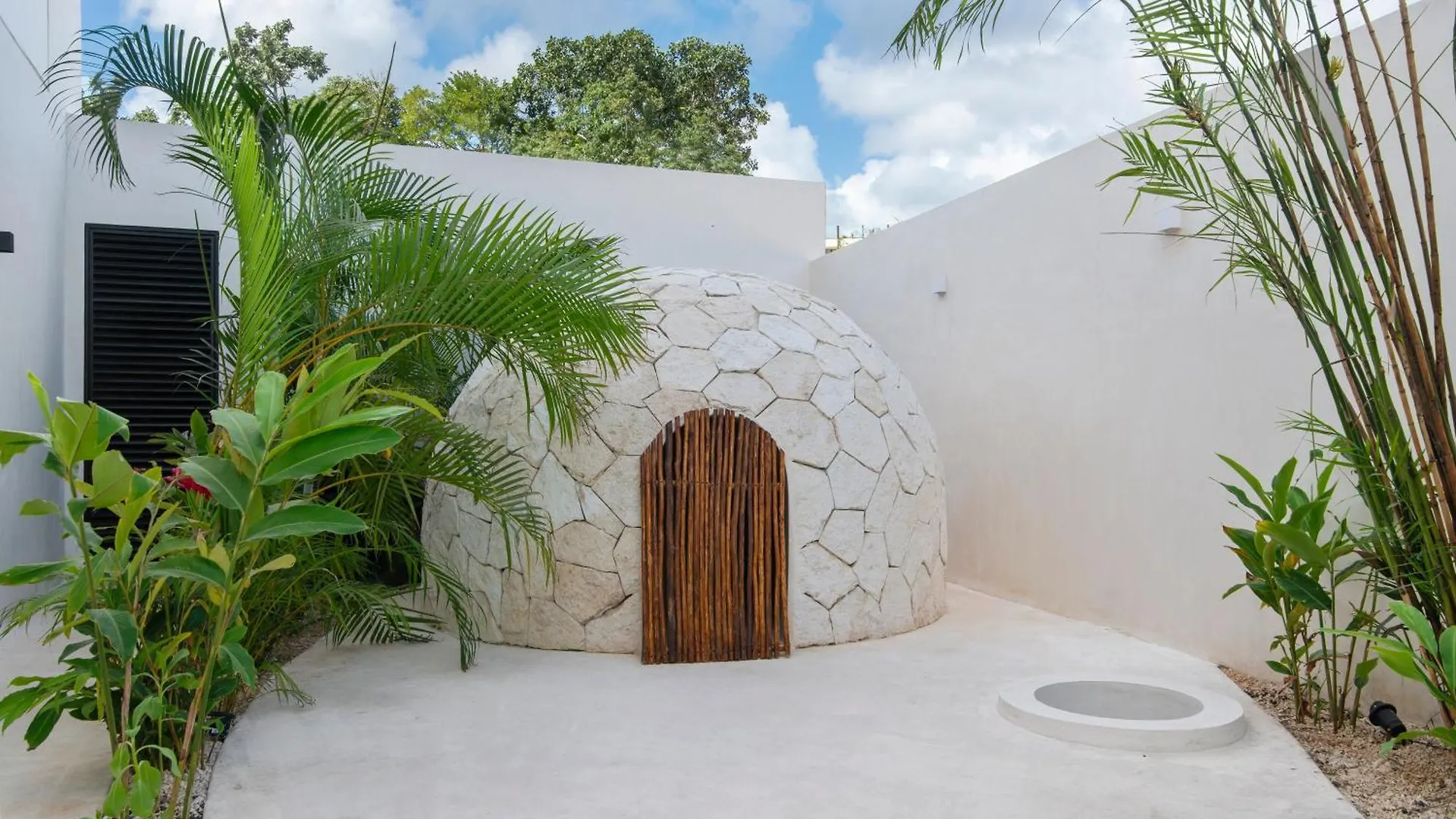 **** Hotel Guest Inn Home - Elements Suites Tulum Mexico